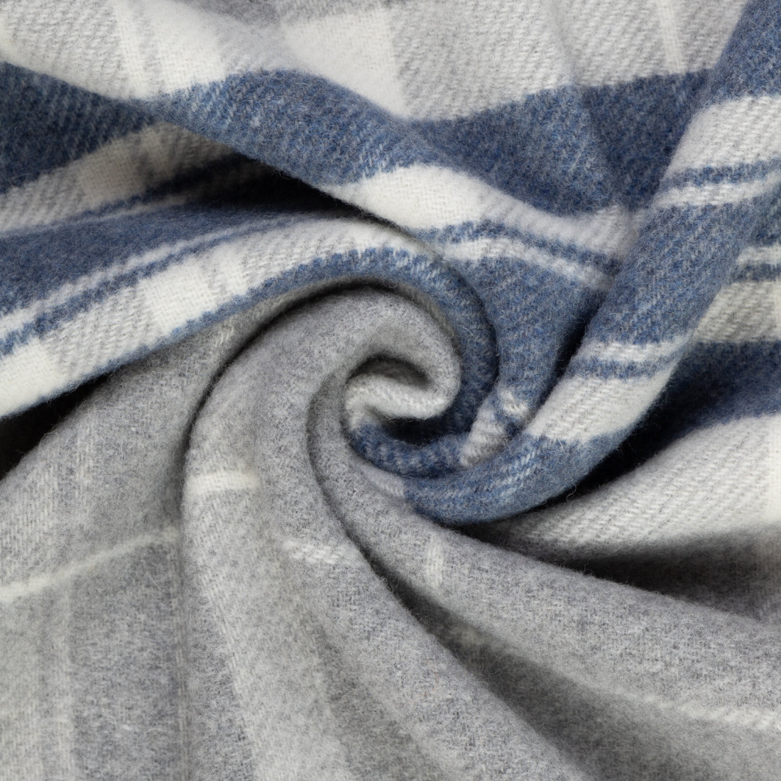 Coperta in cachemire con motivo tartan in merino · 11