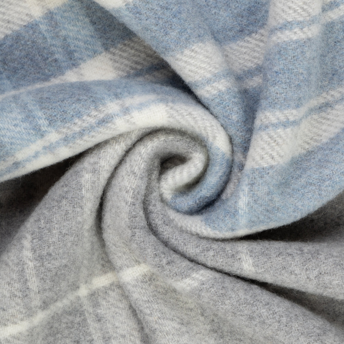 Coperta in lana di cashmere con motivo tartan · 11