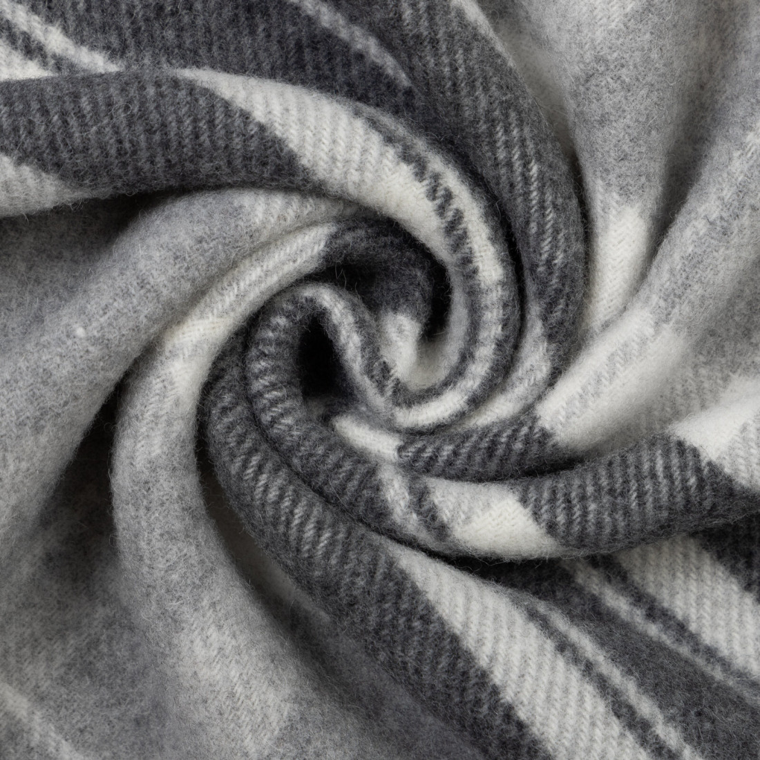 Coperta in Lana di Cashmere con Merino Tartan · 11