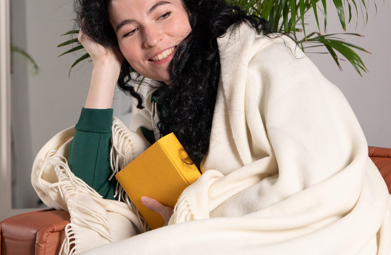 Coperta in cashmere e merino: cosa cambia davvero con il 10% di cashmere